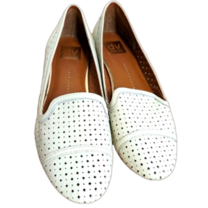 Dv Dolce Vita Cream Perforated Leather Loafers 9.5 Flats